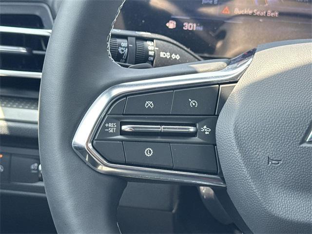 new 2025 Chevrolet Traverse car, priced at $42,195