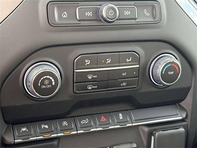 new 2025 Chevrolet Silverado 1500 car, priced at $39,988