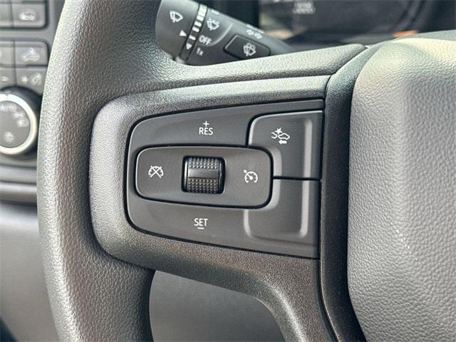 new 2025 Chevrolet Silverado 1500 car, priced at $39,988