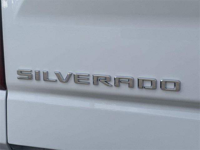 new 2025 Chevrolet Silverado 1500 car, priced at $39,988