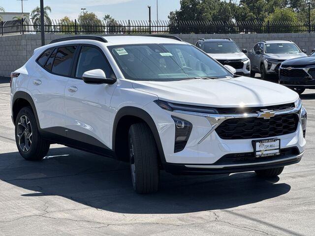 new 2025 Chevrolet Trax car, priced at $23,985