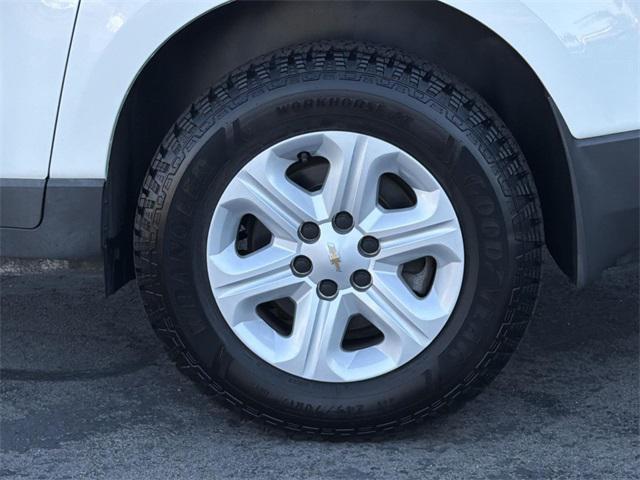 used 2011 Chevrolet Traverse car, priced at $6,552