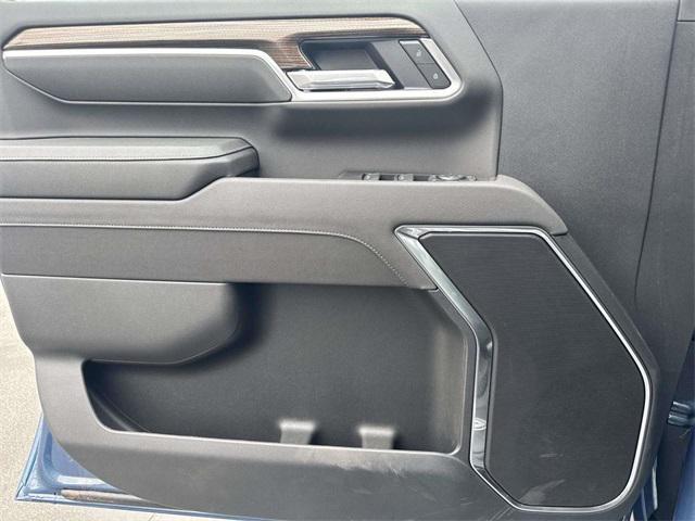 new 2025 Chevrolet Silverado 2500 car, priced at $72,988