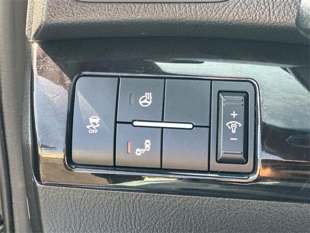 used 2014 Kia Sorento car, priced at $14,988