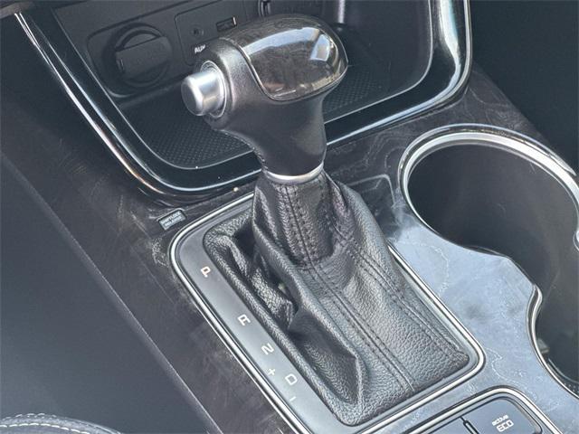 used 2014 Kia Sorento car, priced at $14,988