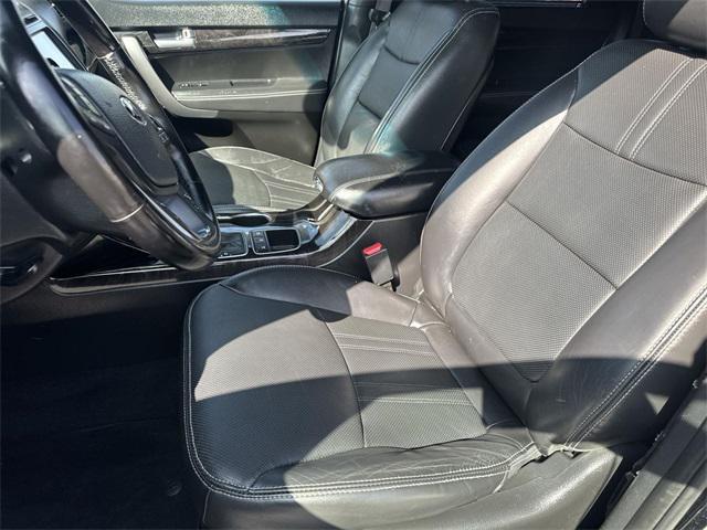 used 2014 Kia Sorento car, priced at $14,988