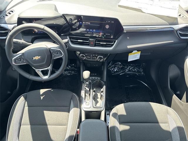 new 2025 Chevrolet TrailBlazer car, priced at $27,725
