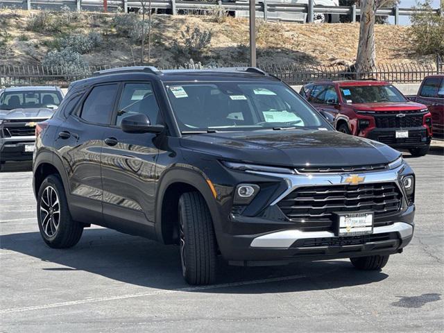 new 2025 Chevrolet TrailBlazer car, priced at $27,725