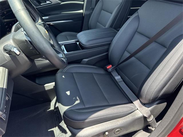 new 2025 Chevrolet Traverse car, priced at $45,388