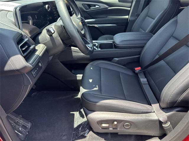 new 2025 Chevrolet Traverse car, priced at $45,388