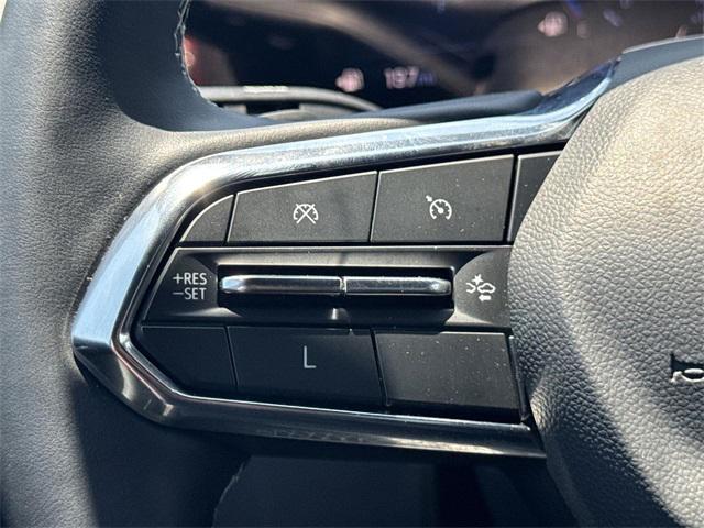 new 2025 Chevrolet Traverse car, priced at $45,388