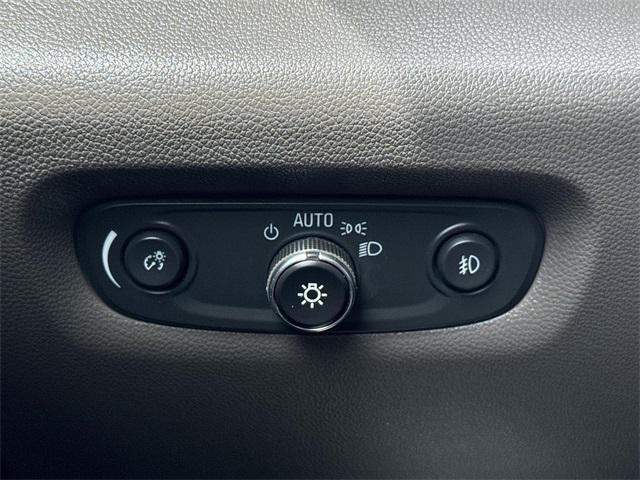 used 2020 Chevrolet Traverse car, priced at $33,552