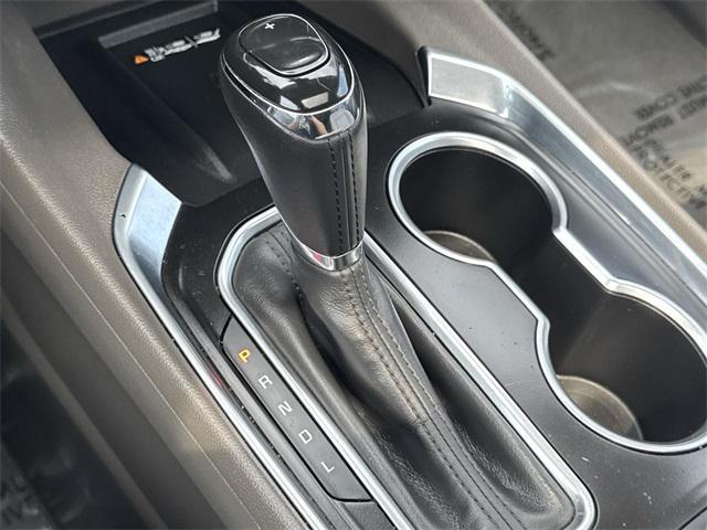 used 2020 Chevrolet Traverse car, priced at $33,552