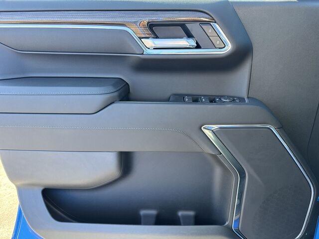 new 2025 Chevrolet Silverado 1500 car, priced at $42,888