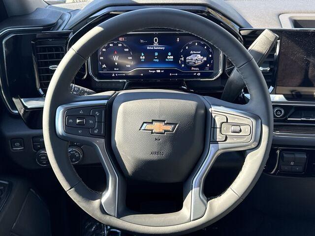 new 2025 Chevrolet Silverado 1500 car, priced at $42,888