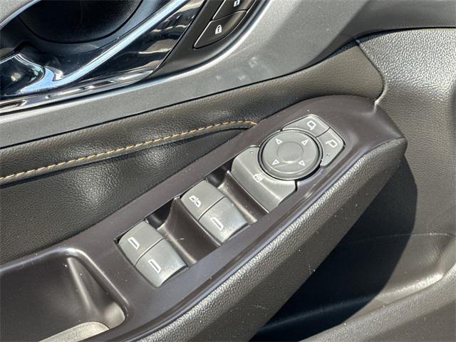 used 2020 Chevrolet Traverse car, priced at $20,342