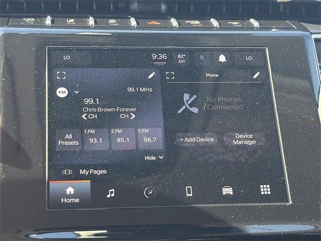 used 2023 Jeep Grand Cherokee L car, priced at $24,992