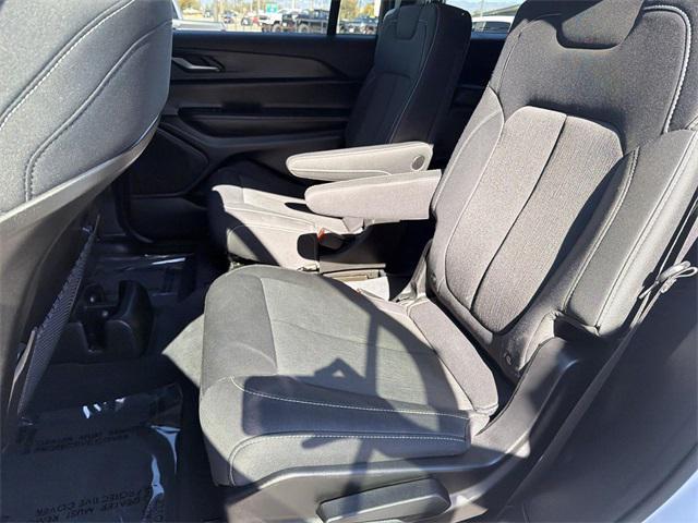 used 2023 Jeep Grand Cherokee L car, priced at $24,992