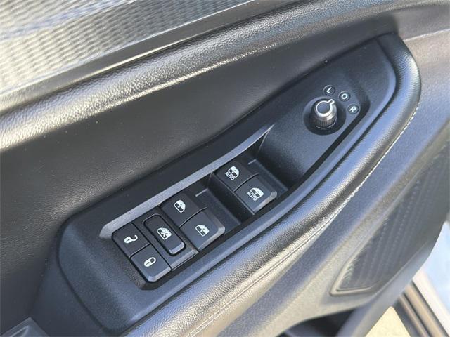 used 2023 Jeep Grand Cherokee L car, priced at $24,992