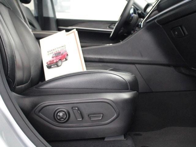 used 2023 Jeep Grand Cherokee car, priced at $34,250