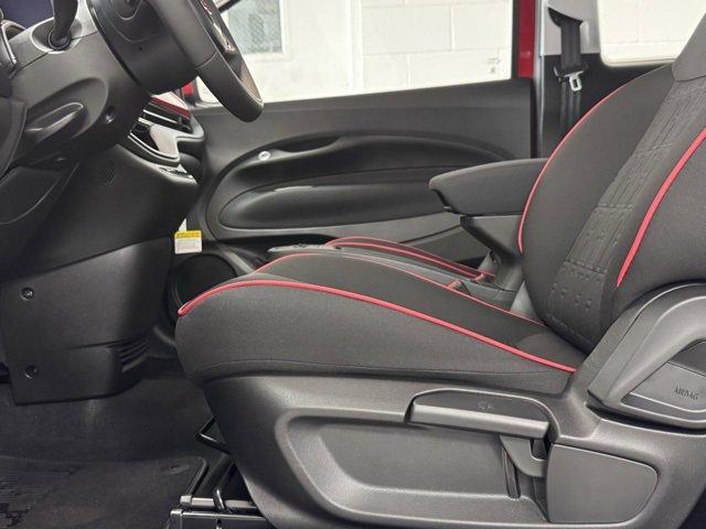 new 2024 FIAT 500e car