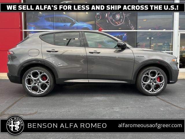 new 2024 Alfa Romeo Tonale car, priced at $50,895