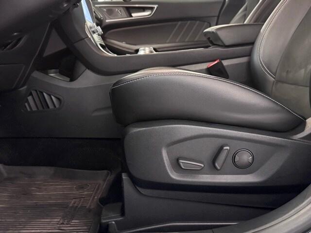 used 2021 Ford Edge car, priced at $31,000