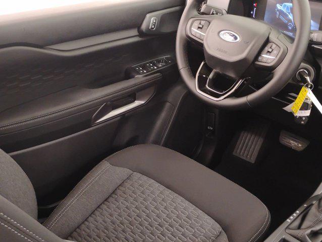 new 2025 Ford Ranger car, priced at $40,992