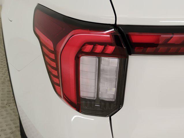 new 2025 Ford Explorer car, priced at $38,991