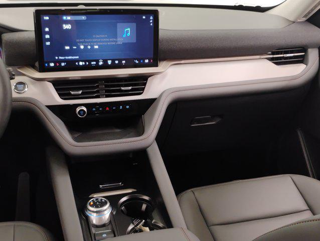new 2025 Ford Explorer car, priced at $40,631