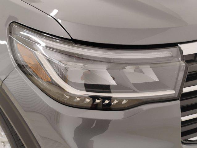 new 2025 Ford Explorer car, priced at $40,631