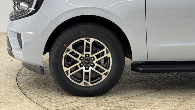 new 2025 Ford Expedition Max car, priced at $68,541