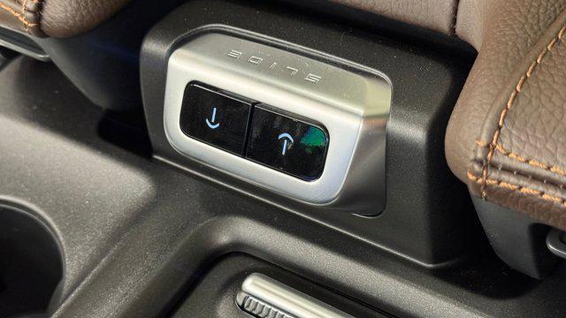 new 2025 Ford Expedition car, priced at $82,601