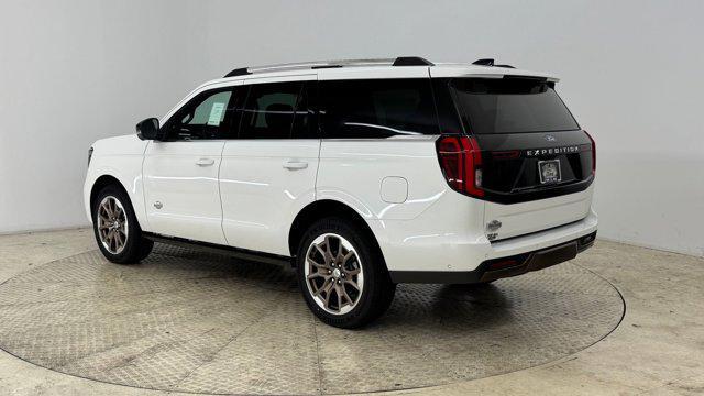 new 2025 Ford Expedition car, priced at $82,601