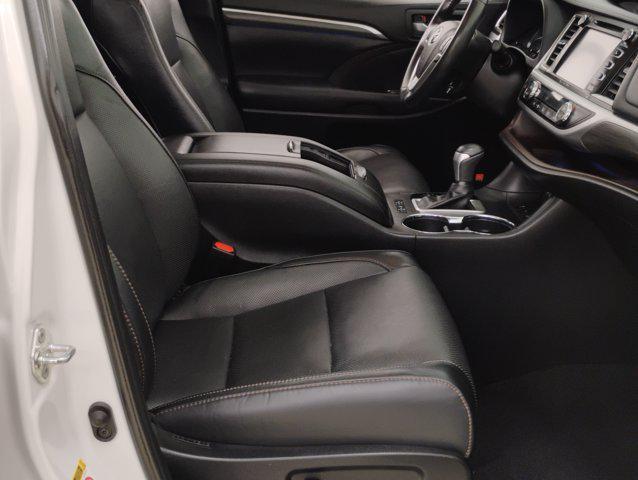 used 2019 Toyota Highlander car, priced at $25,398
