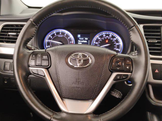 used 2019 Toyota Highlander car, priced at $25,398