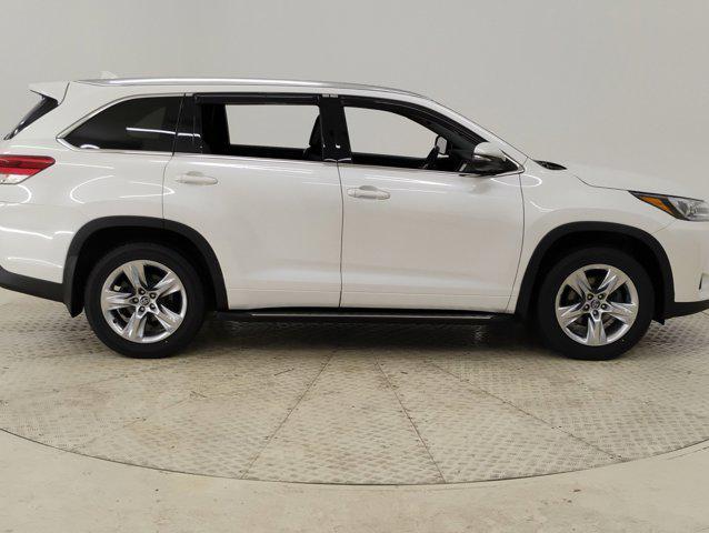used 2019 Toyota Highlander car, priced at $25,398