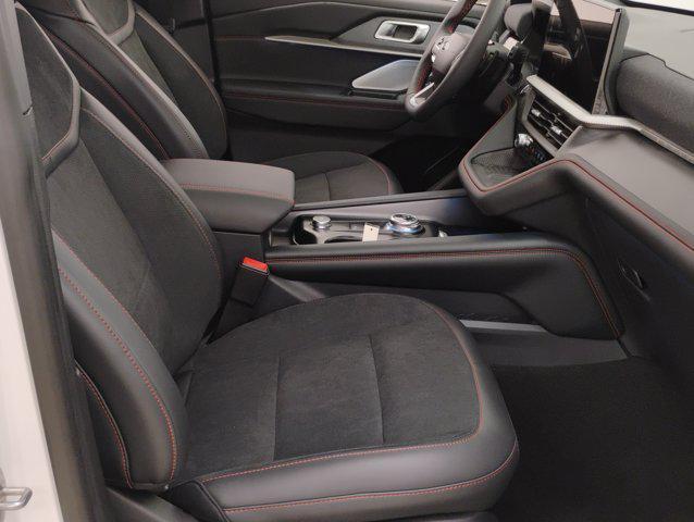 new 2025 Ford Explorer car, priced at $55,621