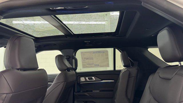 new 2025 Ford Explorer car, priced at $51,311