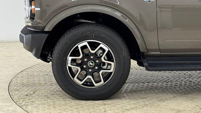 new 2025 Ford Bronco car, priced at $48,932