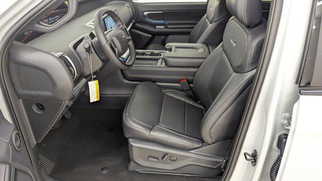 new 2025 Ford Expedition car, priced at $80,991