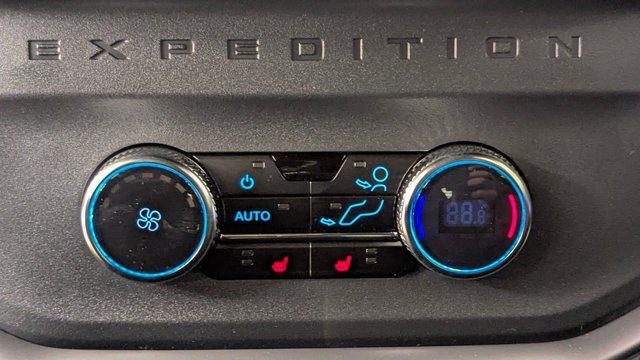 new 2025 Ford Expedition car, priced at $80,991