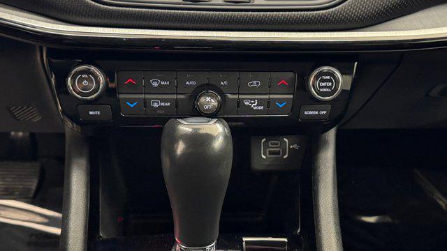 used 2022 Jeep Compass car, priced at $20,298