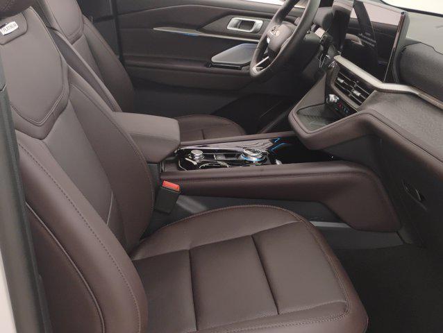 new 2025 Ford Explorer car, priced at $54,640