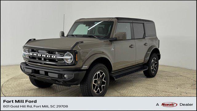 new 2025 Ford Bronco car, priced at $49,871