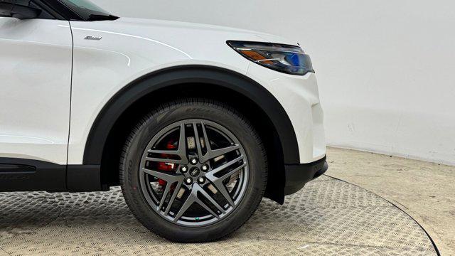 new 2025 Ford Explorer car, priced at $55,282