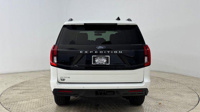 new 2025 Ford Expedition car, priced at $66,471