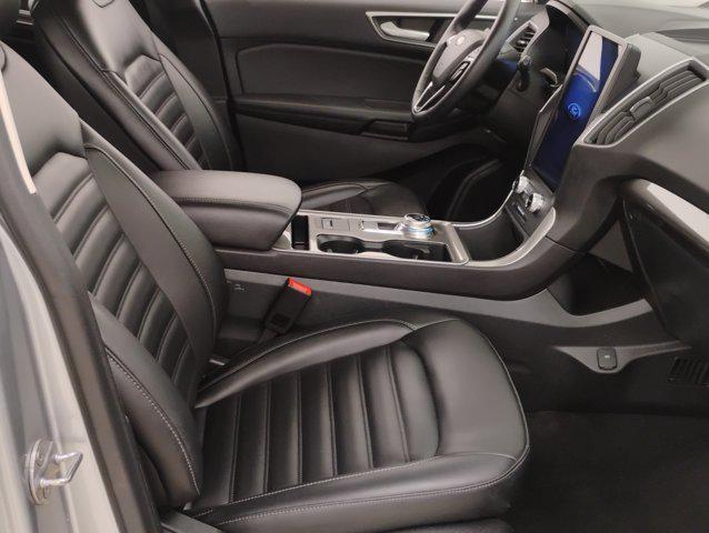 used 2024 Ford Edge car, priced at $25,999