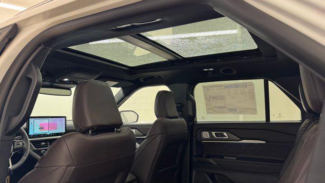 new 2025 Ford Explorer car, priced at $55,571