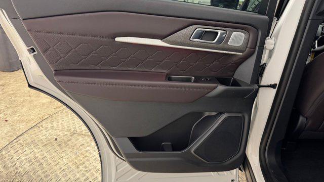 new 2025 Ford Explorer car, priced at $55,571
